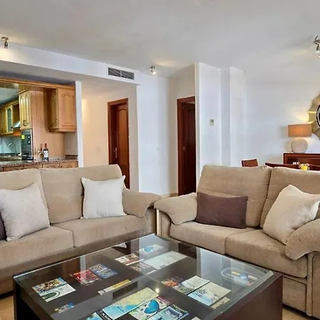 아파트 Urban 2Br Apartment - Pool - Los Boliches 푸엔히롤라