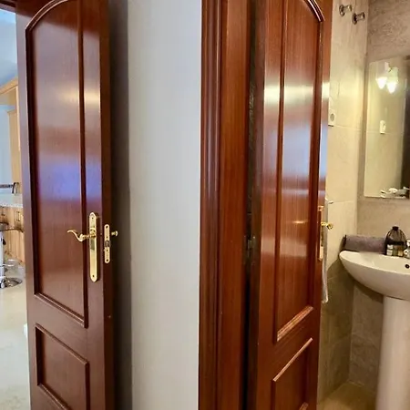 Urban 2br - Pool - Boliches * فوينخيرولا