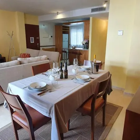 Comfortable Perfectly Located & Equipped *