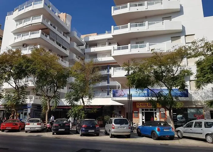 アパート Urban 2Br Apartment - Pool - Los Boliches フエンヒロラ