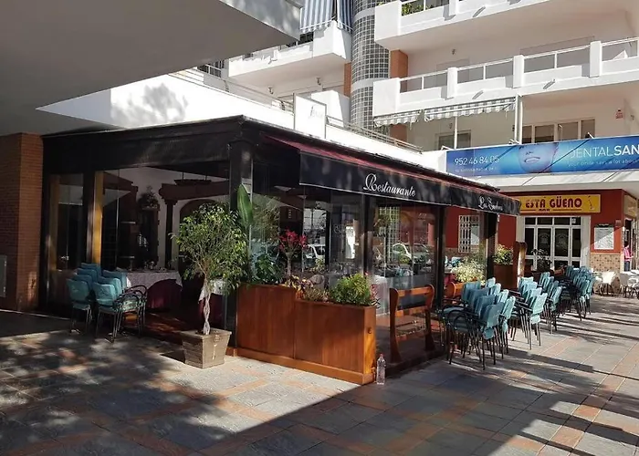 Urban 2Br Apartment - Pool - Los Boliches フエンヒロラ