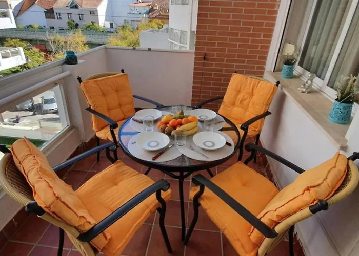 Апартаменти Urban 2Br Apartment - Pool - Los Boliches