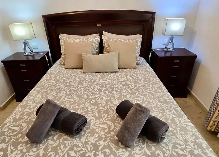 Urban 2Br Apartment - Pool - Los Boliches アパート フエンヒロラ