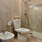 Urban 2br - Pool - Boliches フエンヒロラ